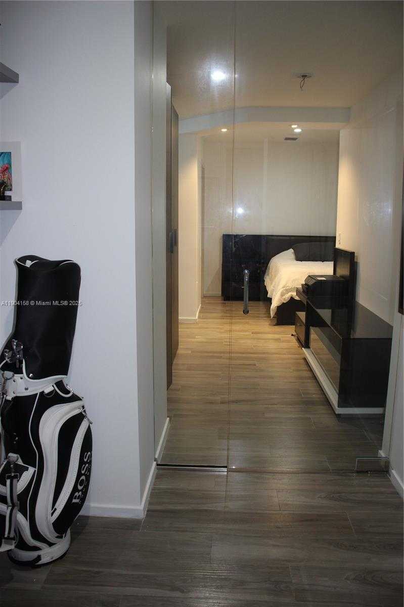 Small Image of 801 SOUTH MIAMI AVE #5508, Miami Number 37