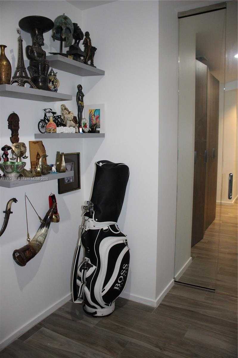 Small Image of 801 SOUTH MIAMI AVE #5508, Miami Number 38