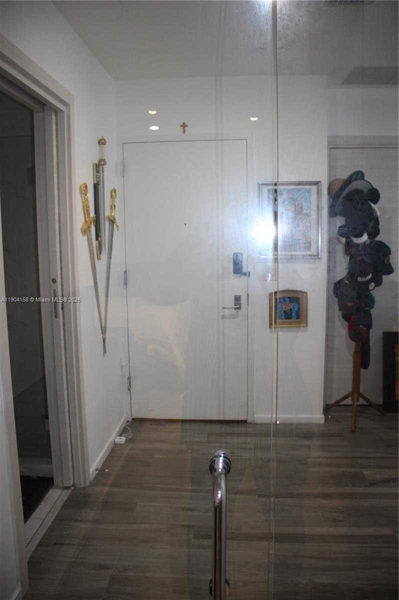 Small Image of 801 SOUTH MIAMI AVE #5508, Miami Number 39