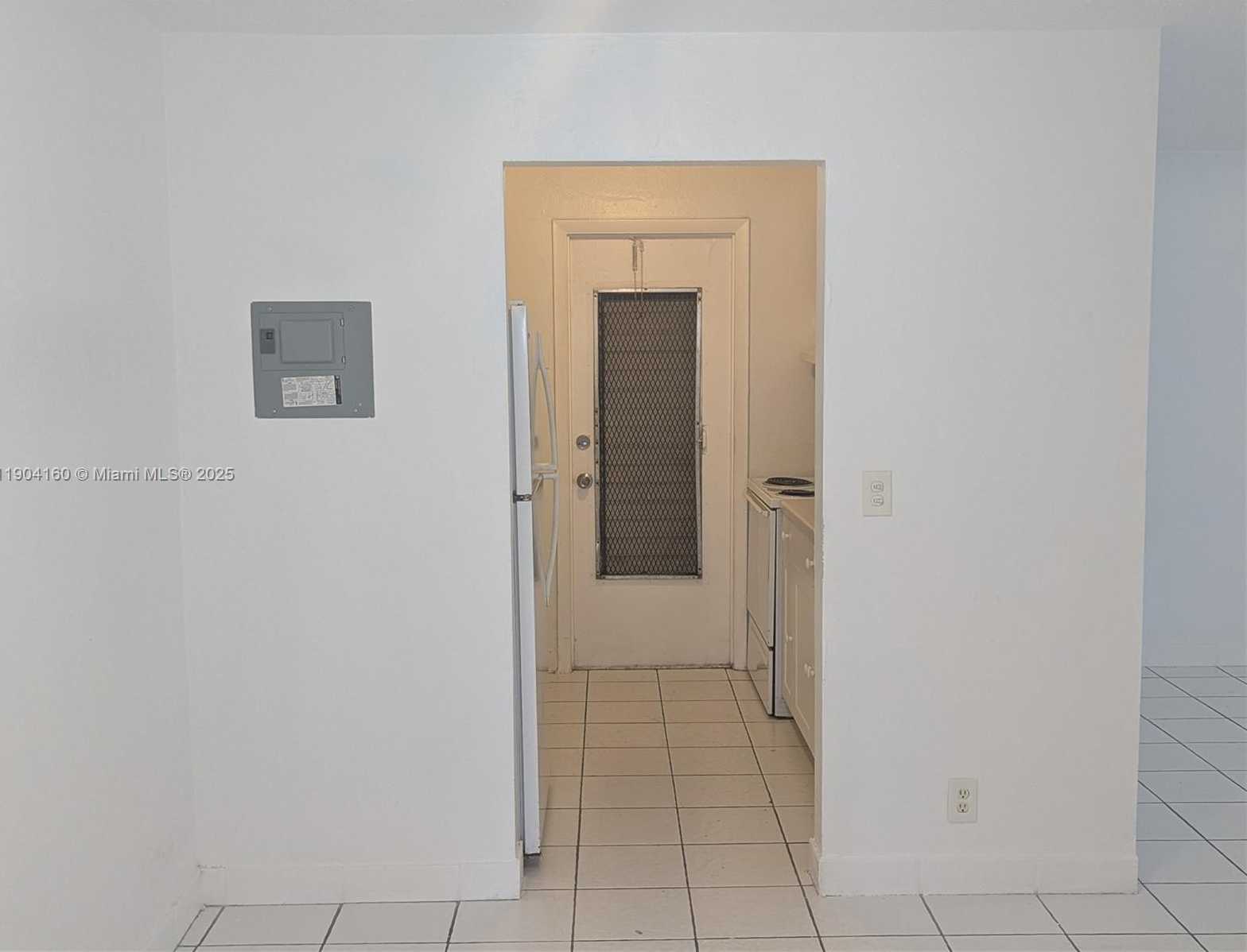 Small Image of 1830 SHERIDAN ST #107, Hollywood Number 4