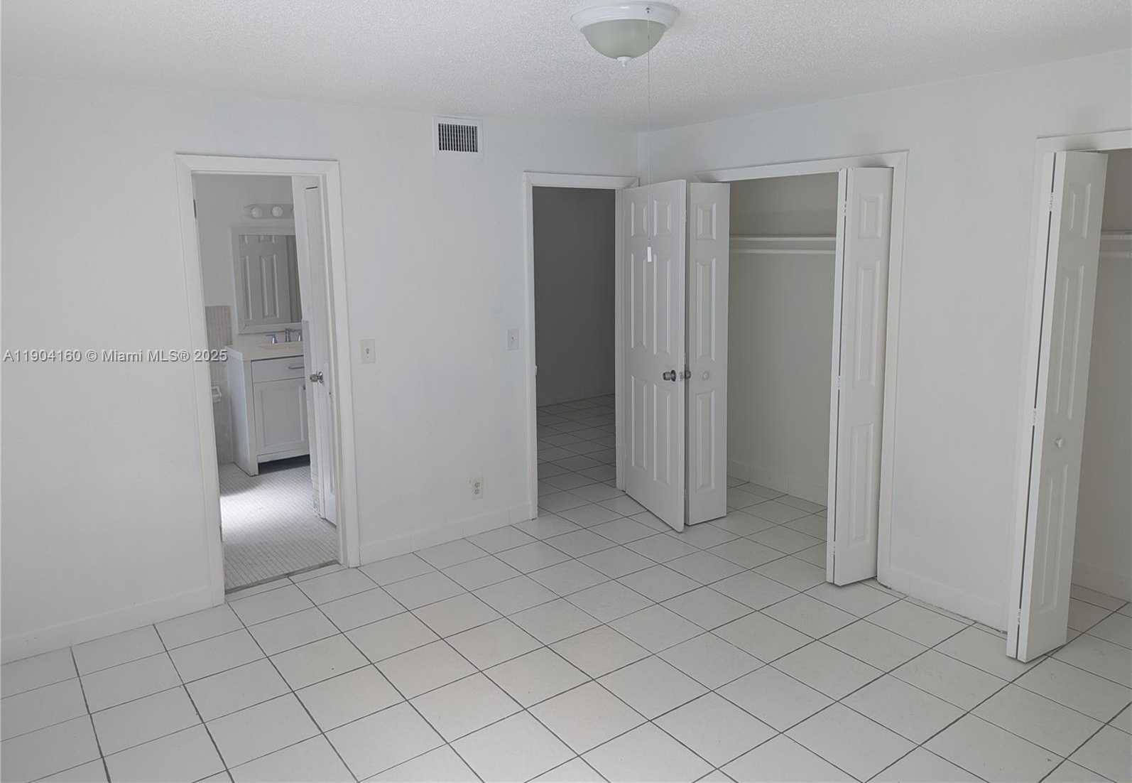 Small Image of 1830 SHERIDAN ST #107, Hollywood Number 7