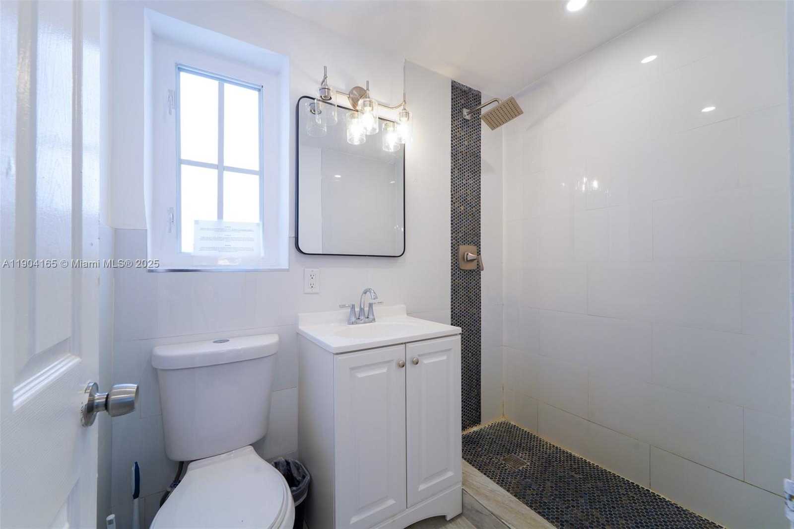 Small Image of 1538 JEFFERSON AVE #8, Miami Beach Number 7