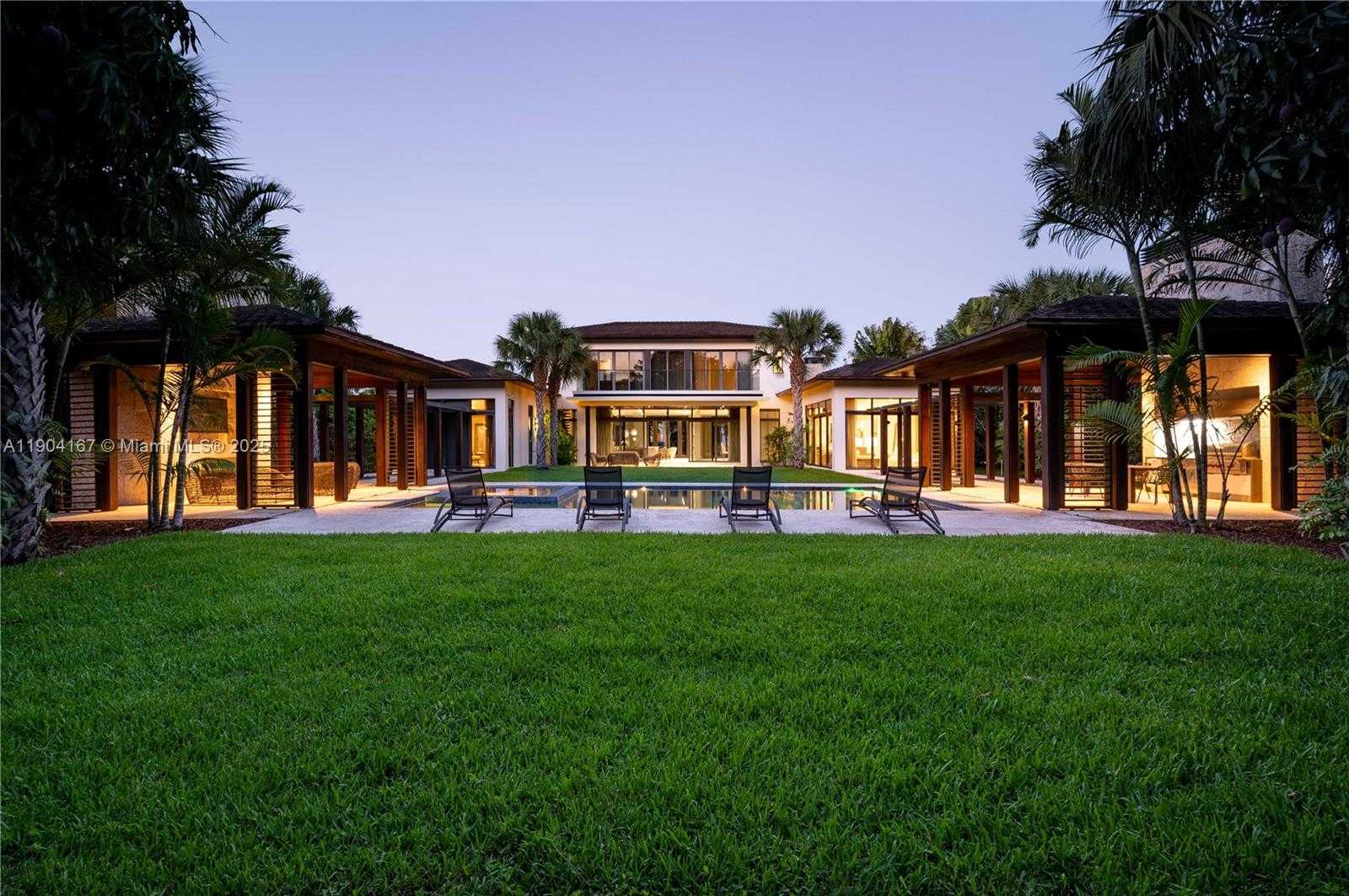 Small Image of 9000 SOUTH WEST 63RD CT, Pinecrest Number 13