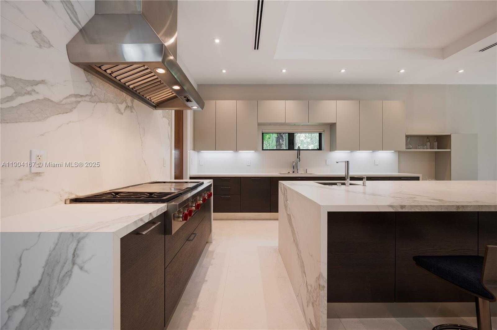 Small Image of 9000 SOUTH WEST 63RD CT, Pinecrest Number 17