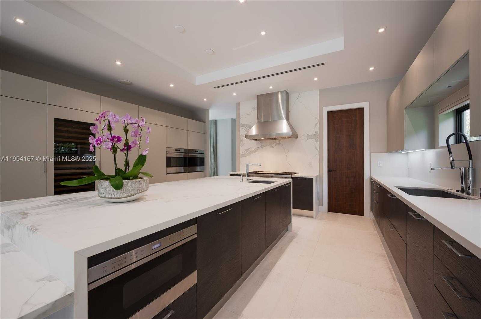 Small Image of 9000 SOUTH WEST 63RD CT, Pinecrest Number 19