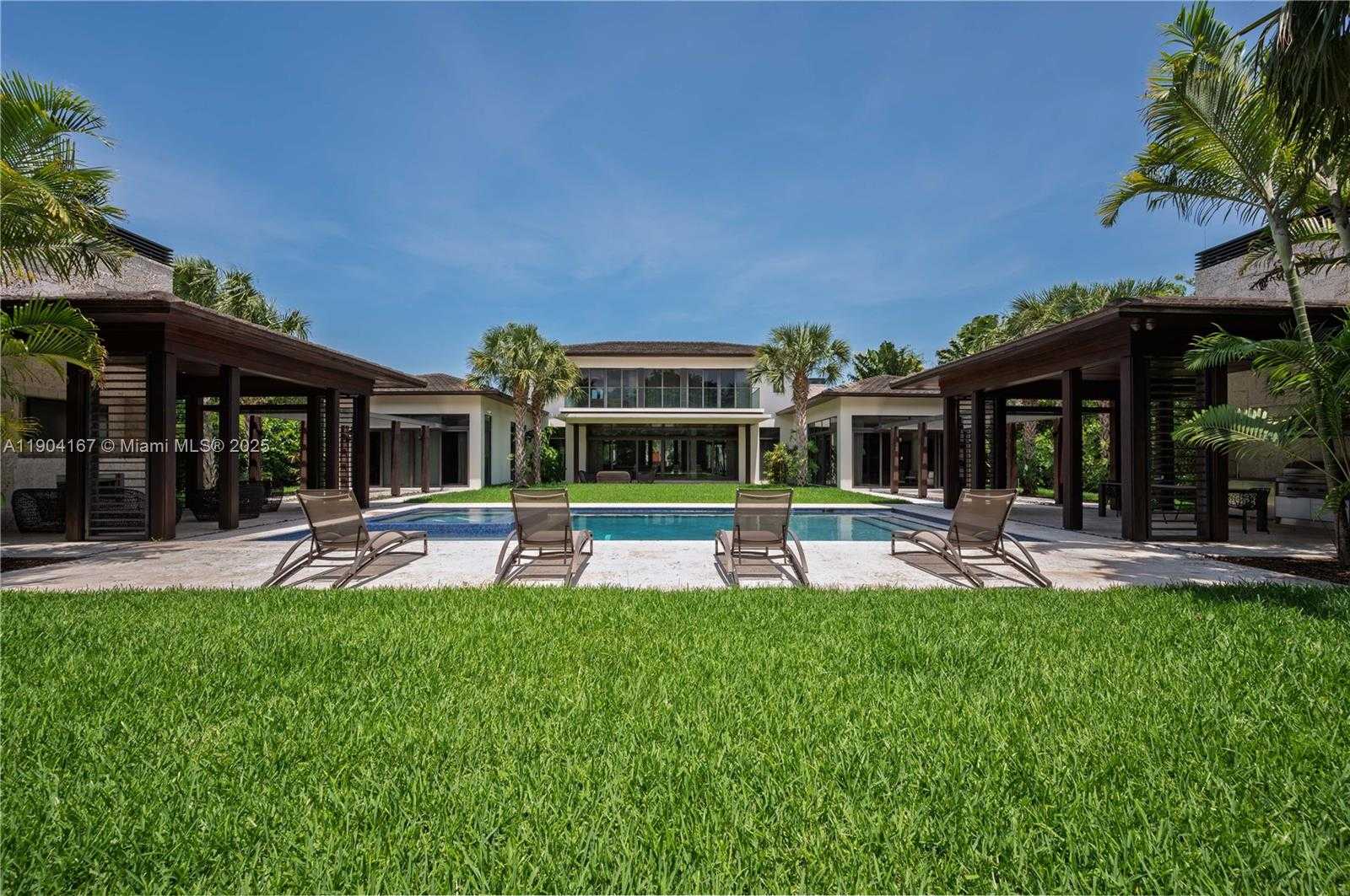 Small Image of 9000 SOUTH WEST 63RD CT, Pinecrest Number 25