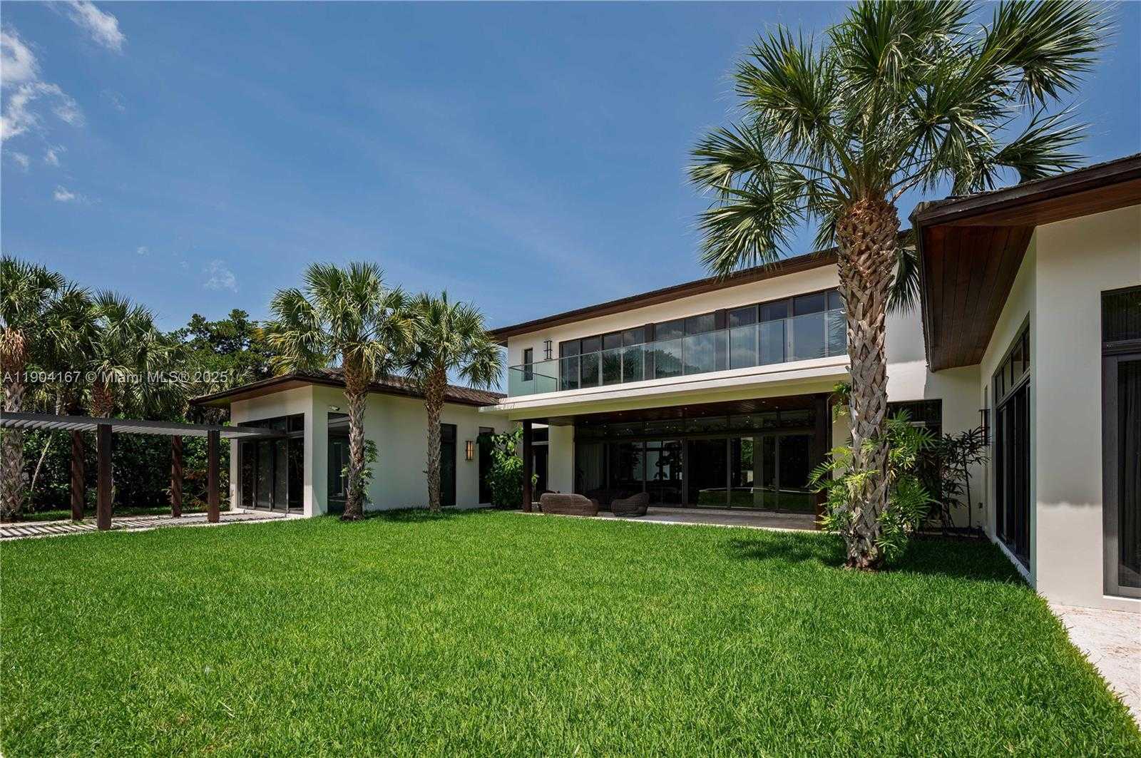 Small Image of 9000 SOUTH WEST 63RD CT, Pinecrest Number 28