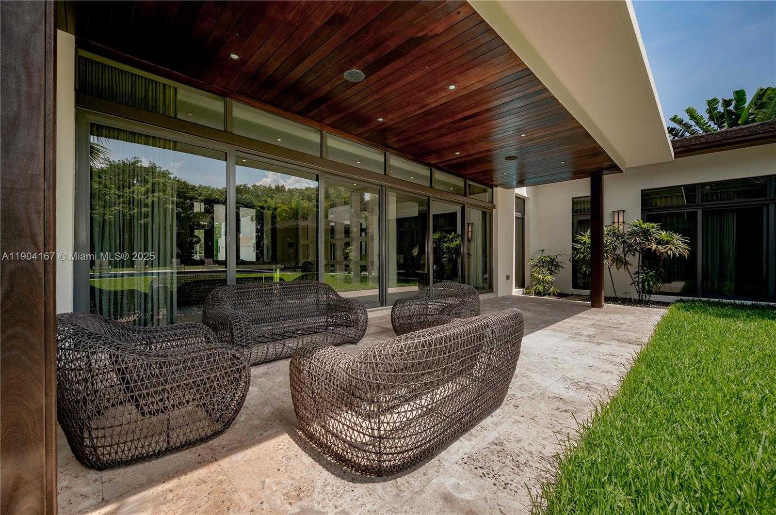 Small Image of 9000 SOUTH WEST 63RD CT, Pinecrest Number 31