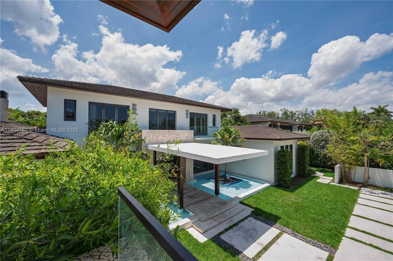 Small Image of 9000 SOUTH WEST 63RD CT, Pinecrest Number 9