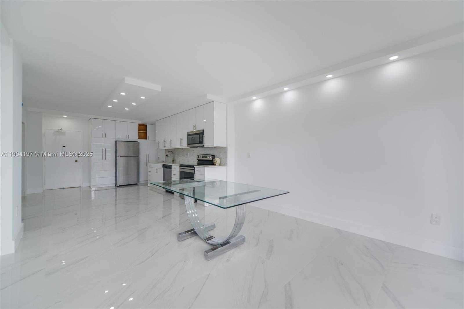 Small Image of 1950 SOUTH OCEAN DR #19A, Hallandale Beach Number 13