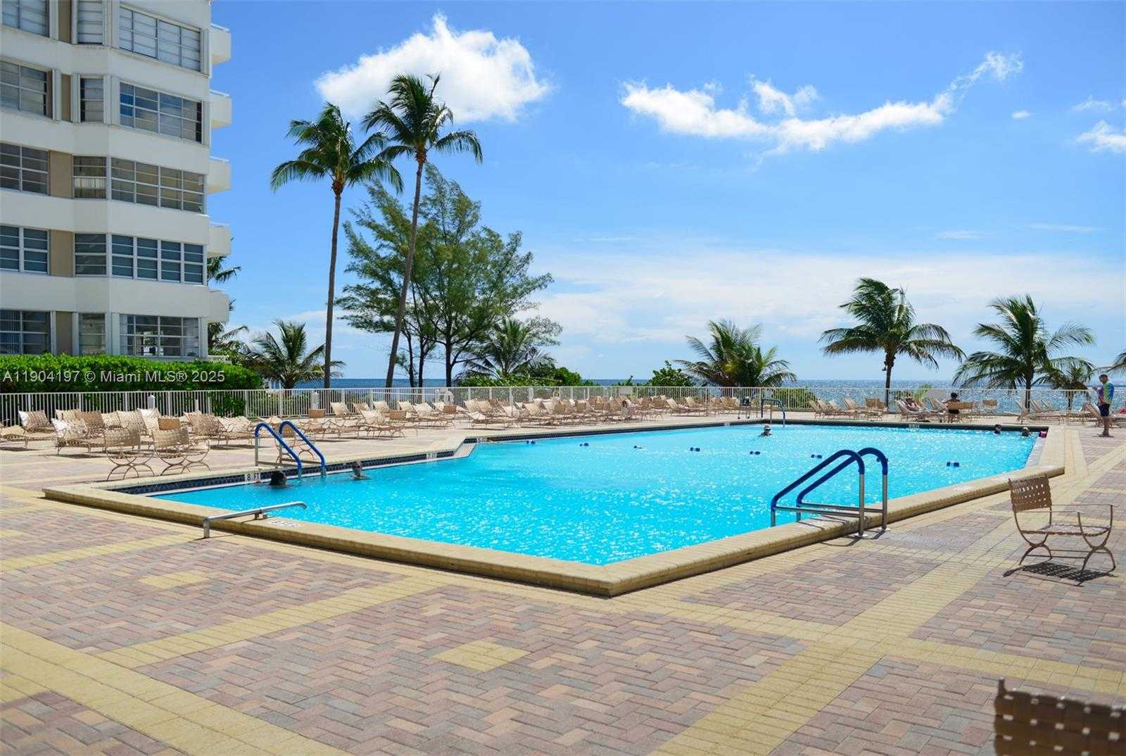 Small Image of 1950 SOUTH OCEAN DR #19A, Hallandale Beach Number 24