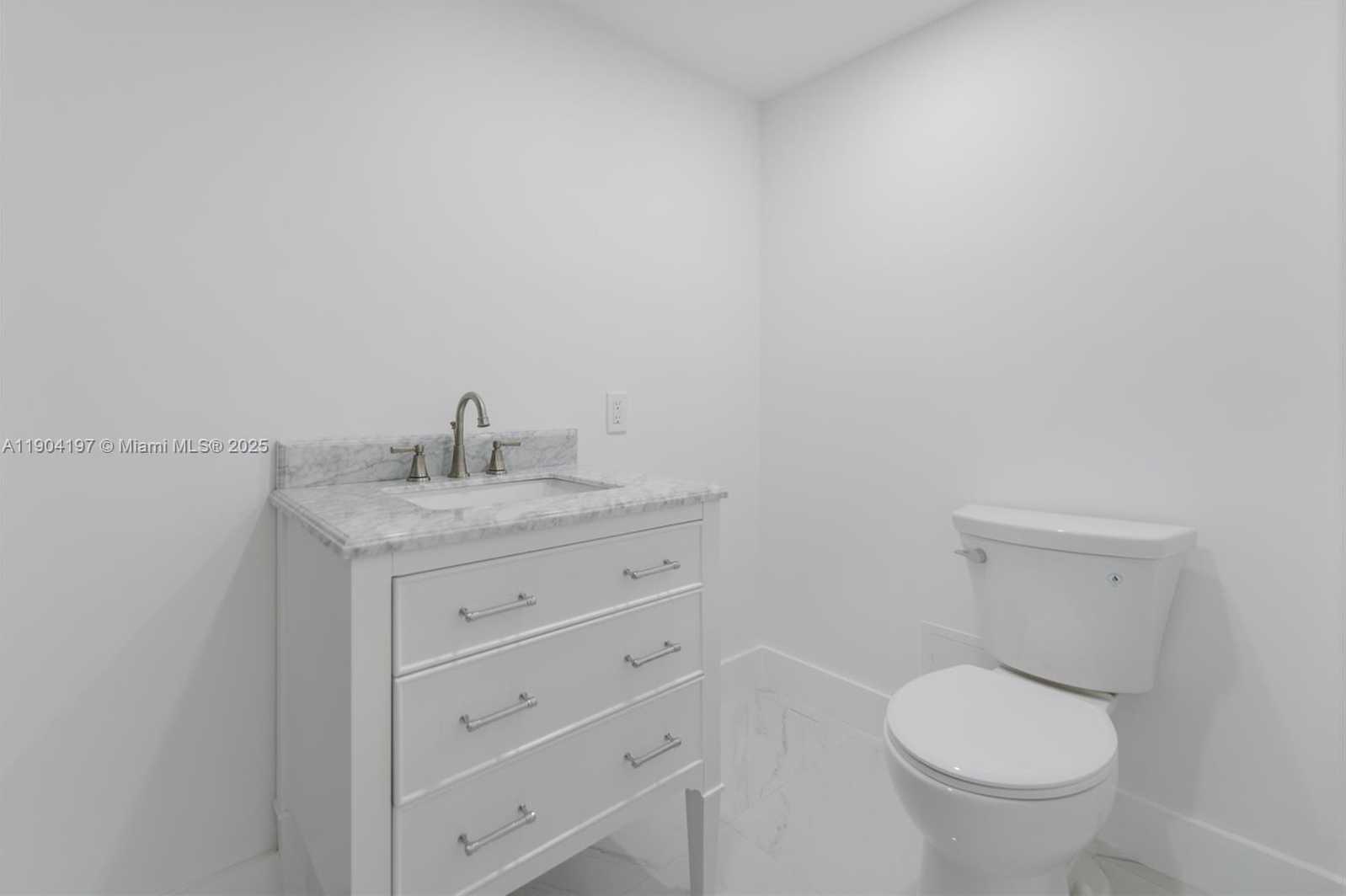 Small Image of 1950 SOUTH OCEAN DR #19A, Hallandale Beach Number 9