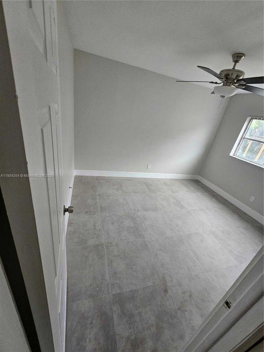 Small Image of 7302 NORTH WEST 76TH DR #1-2, Tamarac Number 1