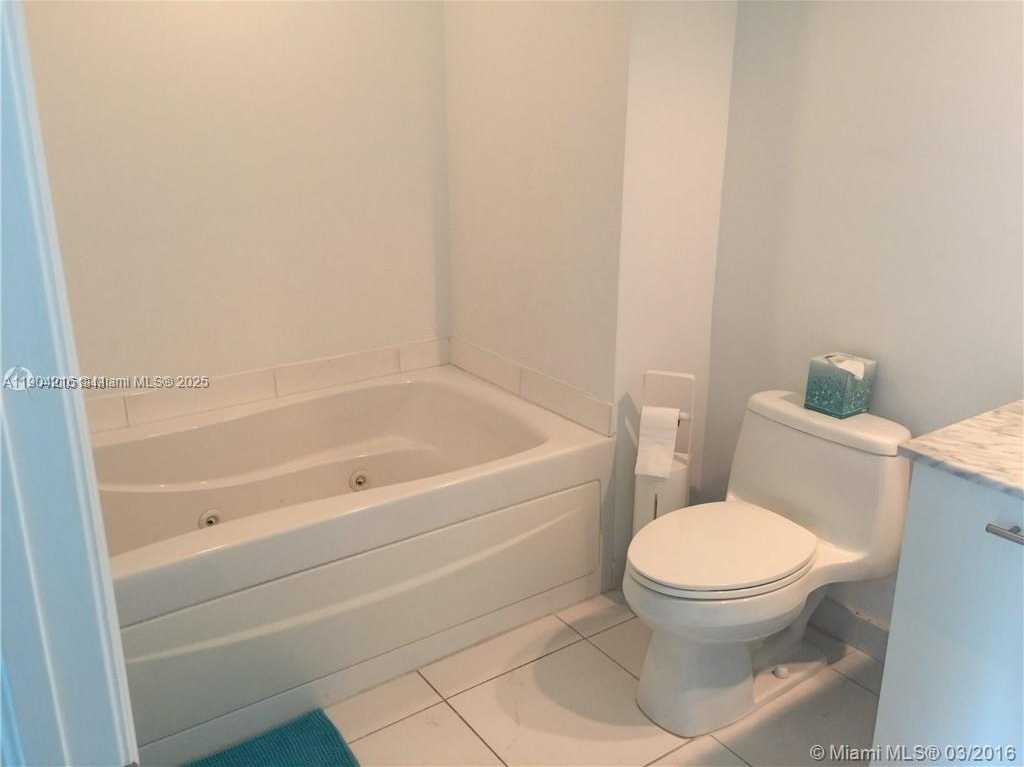 Small Image of 55 SOUTH EAST 6TH ST #1706, Miami Number 12