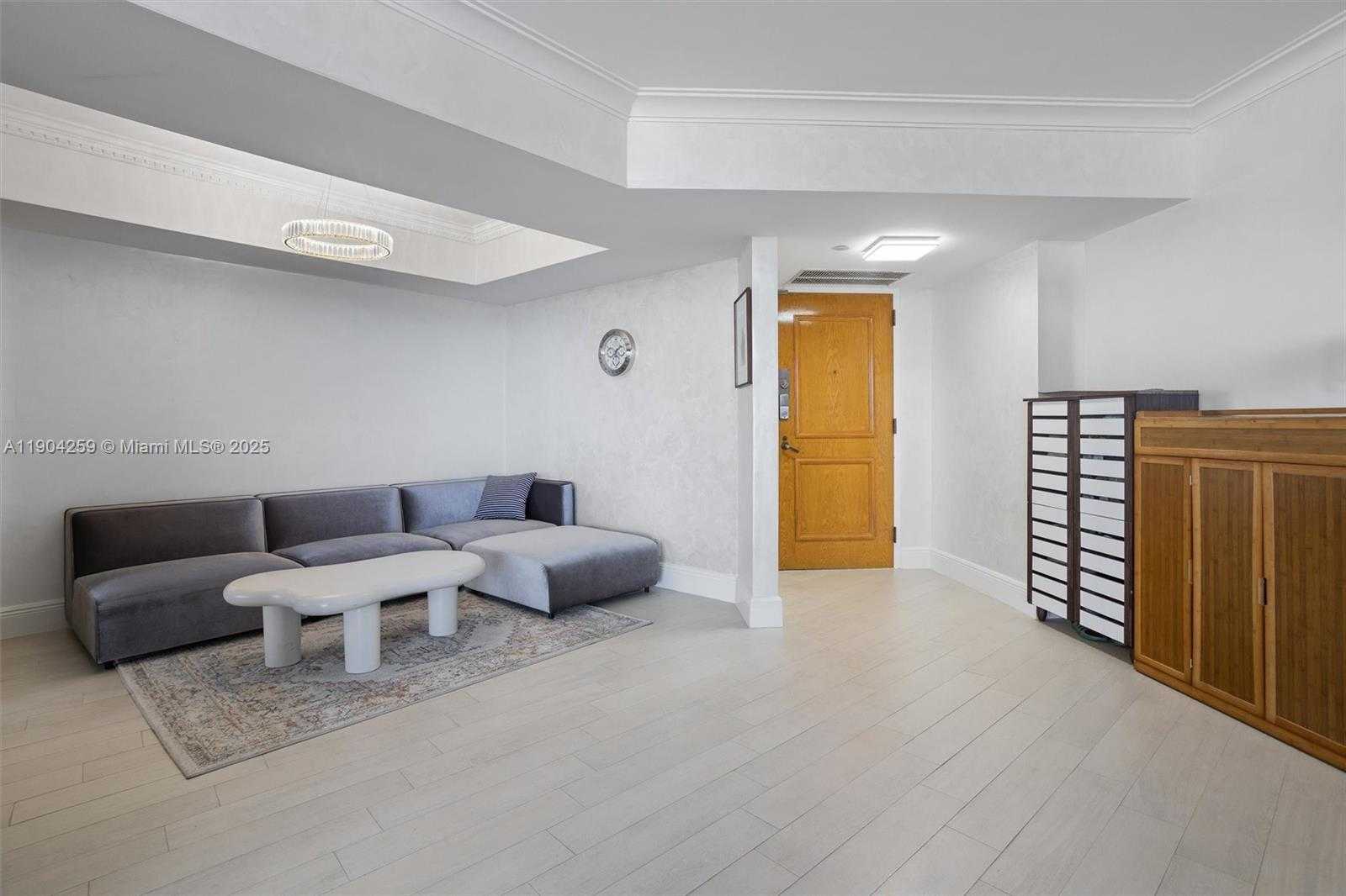 Small Image of 19707 TURNBERRY WAY #19H, Aventura Number 18