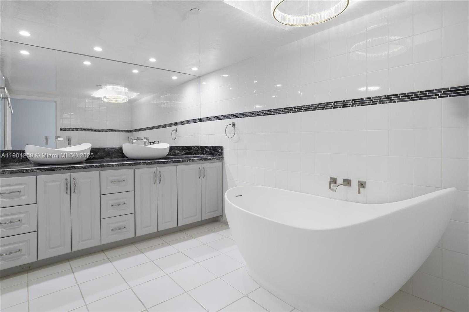 Small Image of 19707 TURNBERRY WAY #19H, Aventura Number 22