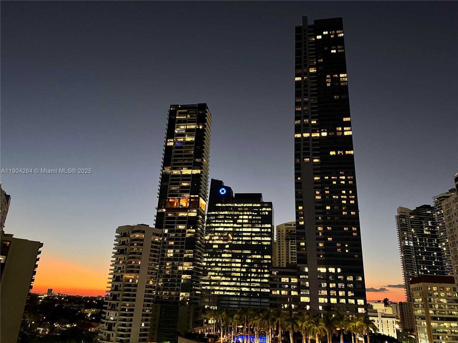 Small Image of 1420 BRICKELL BAY DR #1406D, Miami Number 2