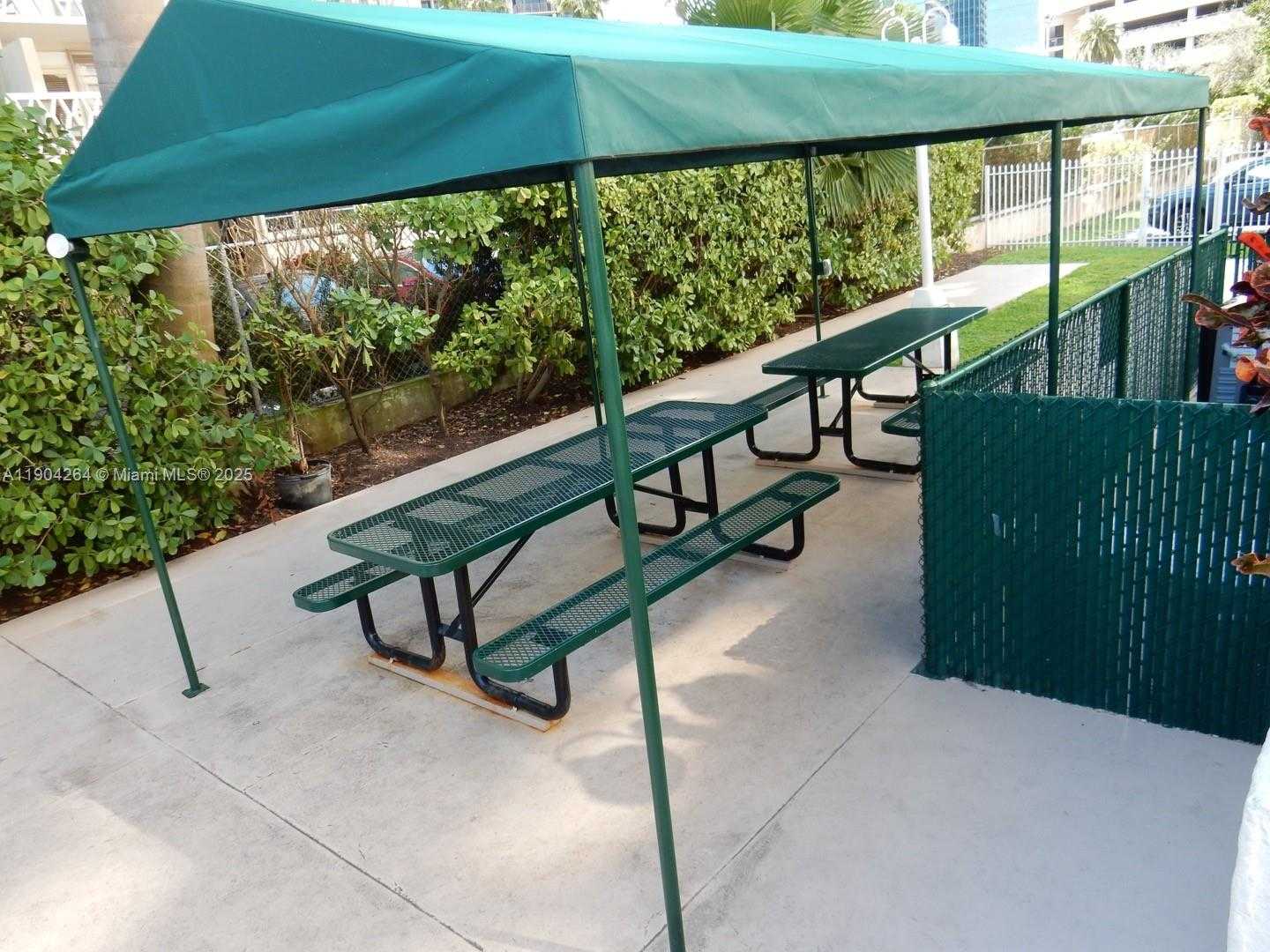 Small Image of 1420 BRICKELL BAY DR #1406D, Miami Number 22