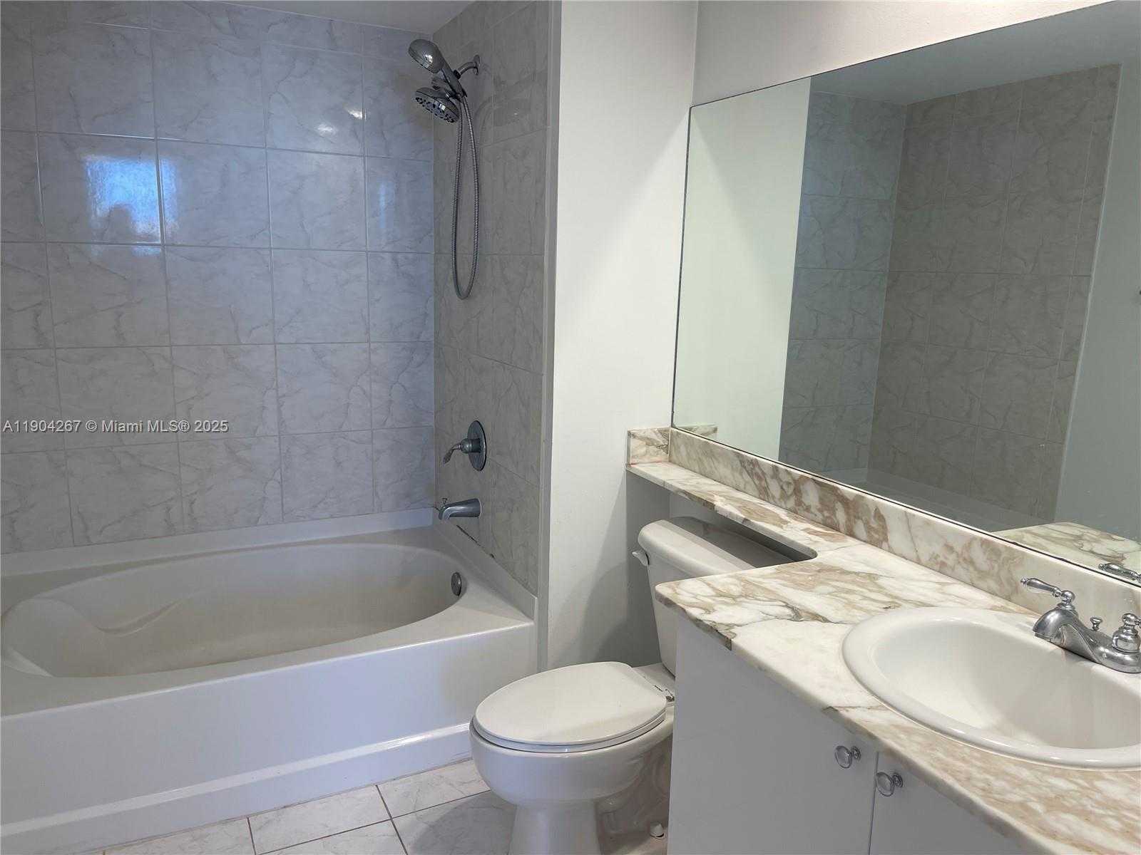 Small Image of 18800 NORTH EAST 29TH AVE #825, Aventura Number 11