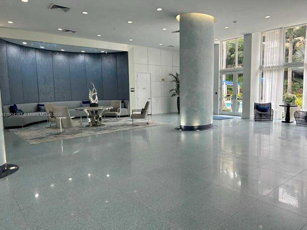 Small Image of 18800 NORTH EAST 29TH AVE #825, Aventura Number 18