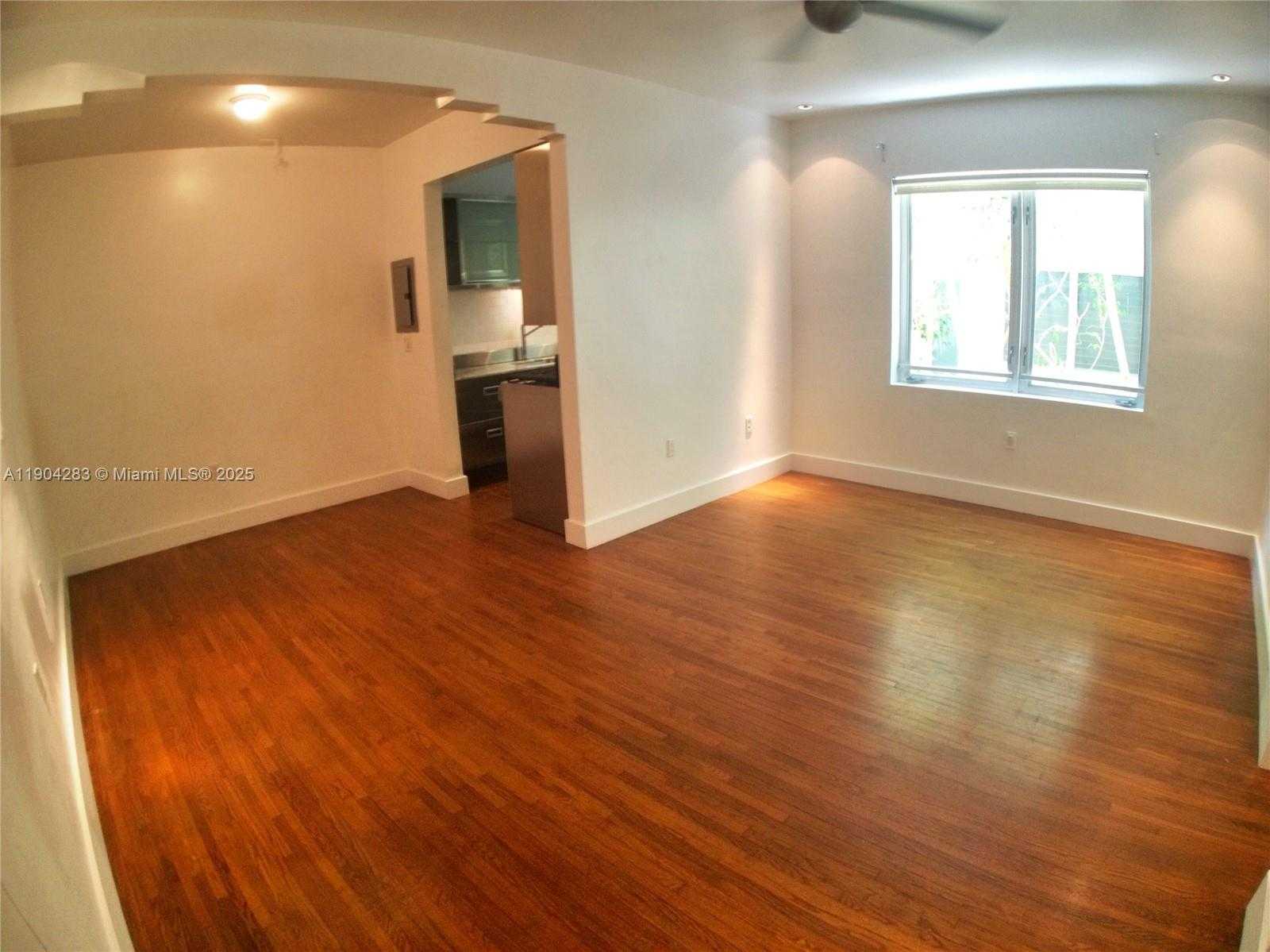 Small Image of 1751 JAMES AVE #104, Miami Beach Number 19