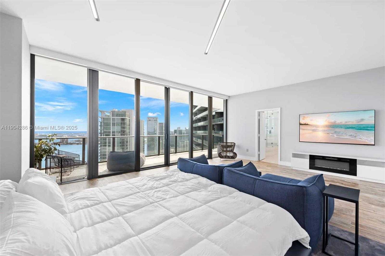 Small Image of 650 NORTH EAST 32ND ST #PH5201, Miami Number 10