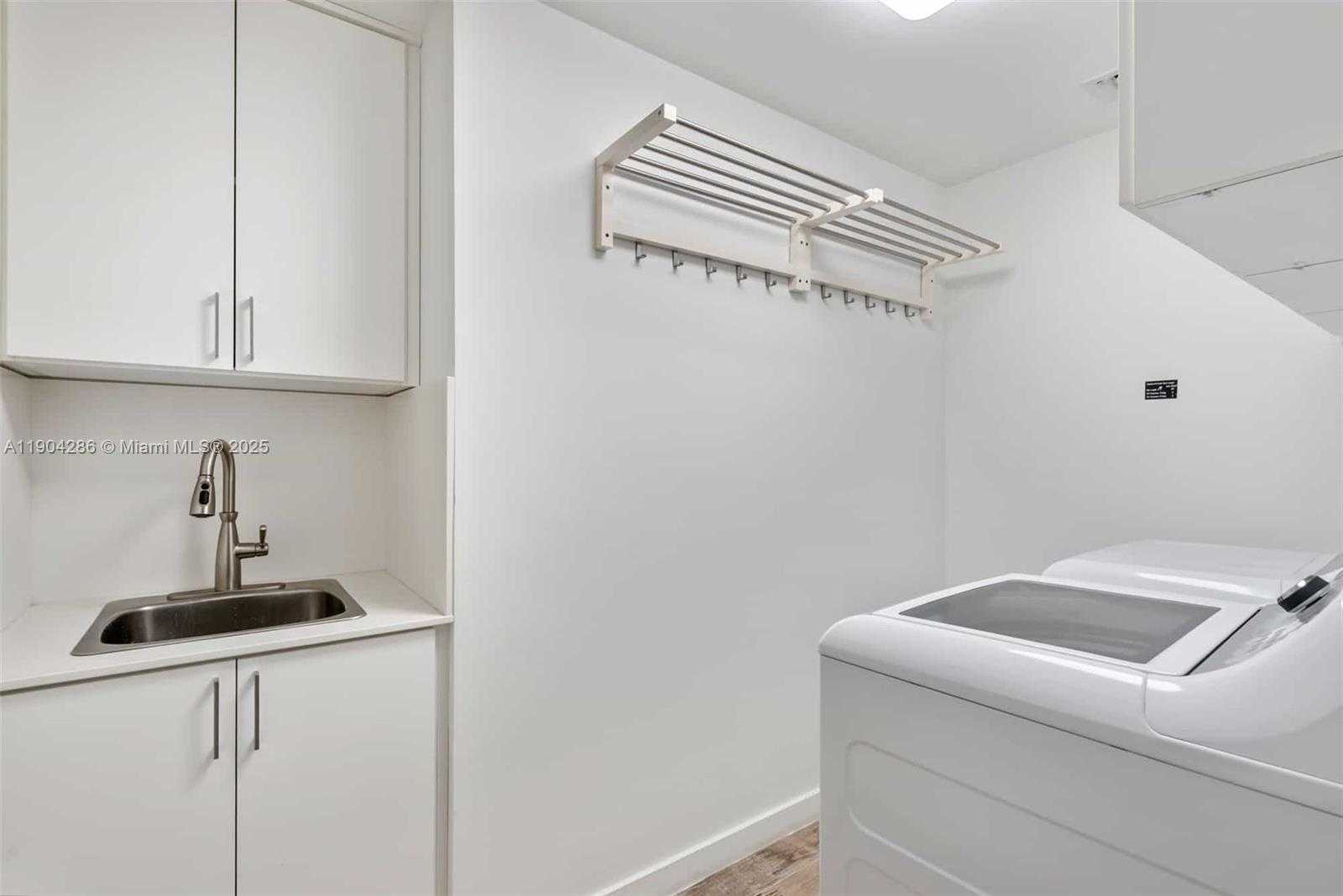 Small Image of 650 NORTH EAST 32ND ST #PH5201, Miami Number 31