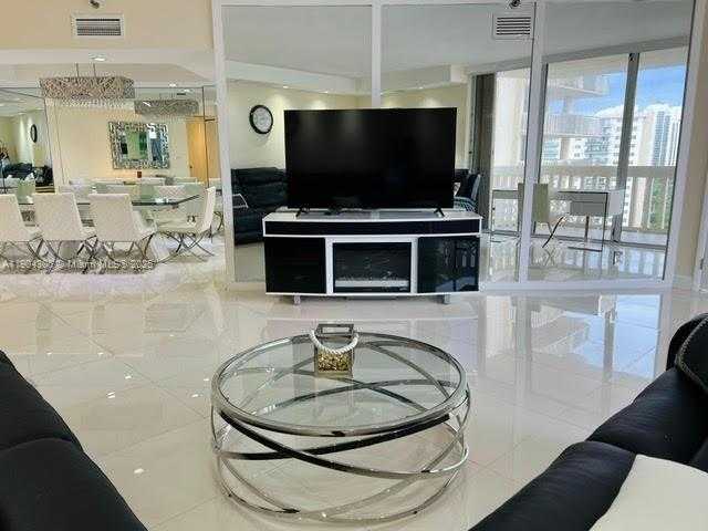 Small Image of 19355 TURNBERRY WAY #10A, Aventura Number 18