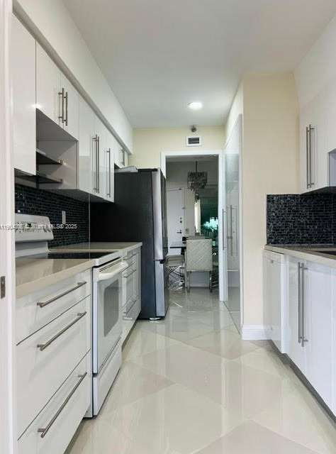 Small Image of 19355 TURNBERRY WAY #10A, Aventura Number 24