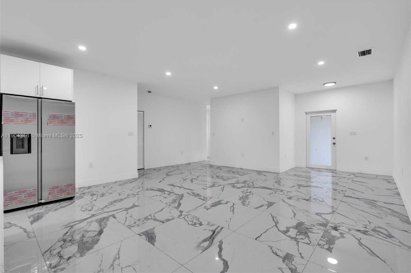 Small Image of 11870 SOUTH WEST 220TH ST #B, Miami Number 16