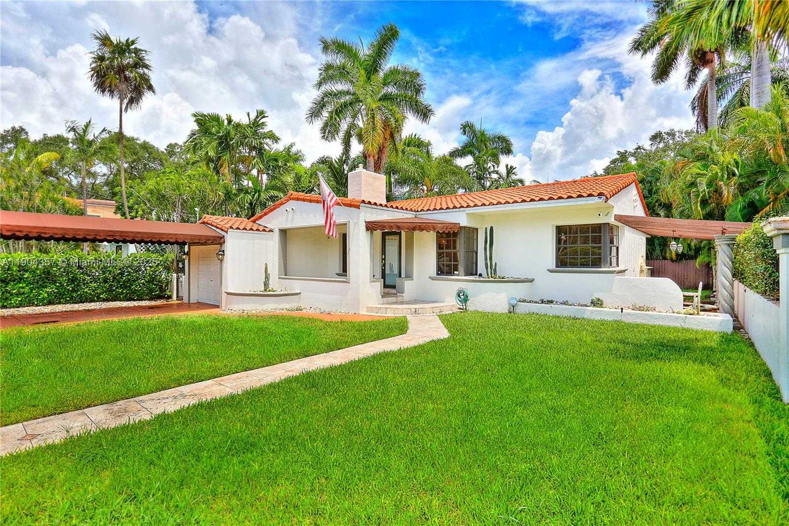 Small Image of 1027 SOUTH WEST 22 ST, Miami Number 2