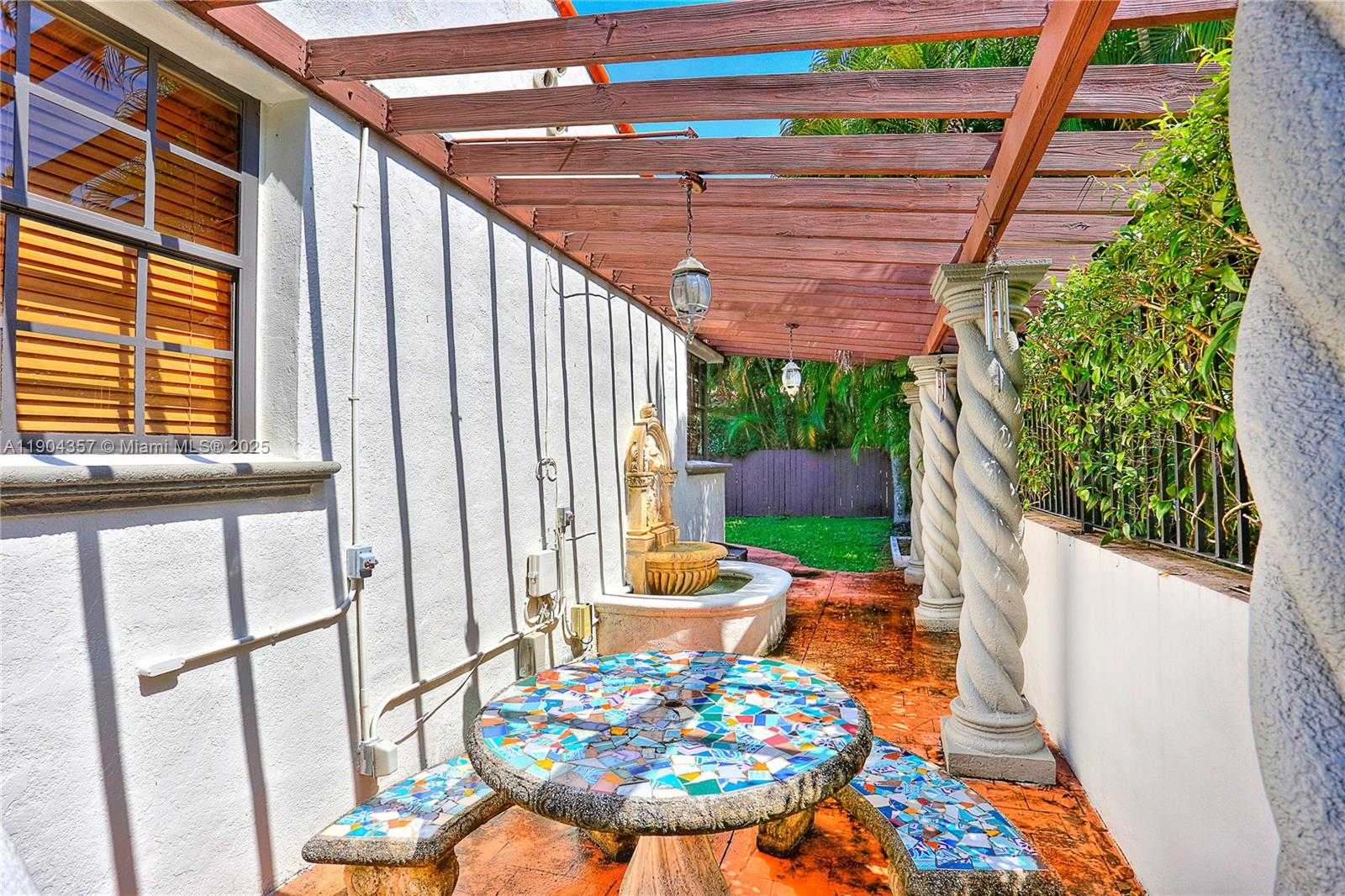 Small Image of 1027 SOUTH WEST 22 ST, Miami Number 22