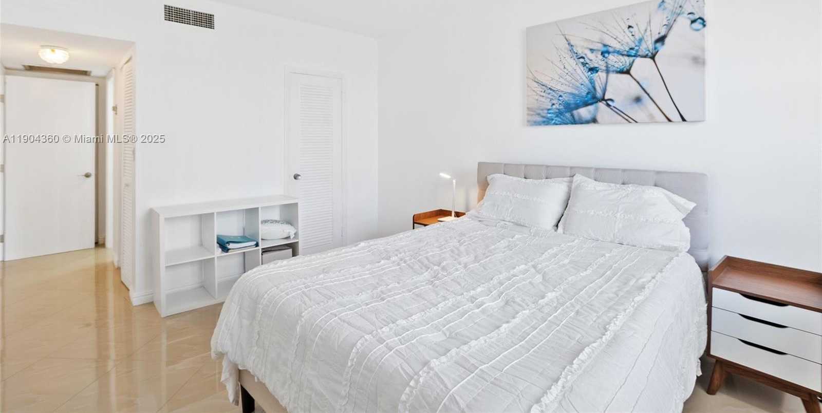 Small Image of 1985 SOUTH OCEAN DR #2M, Hallandale Beach Number 17