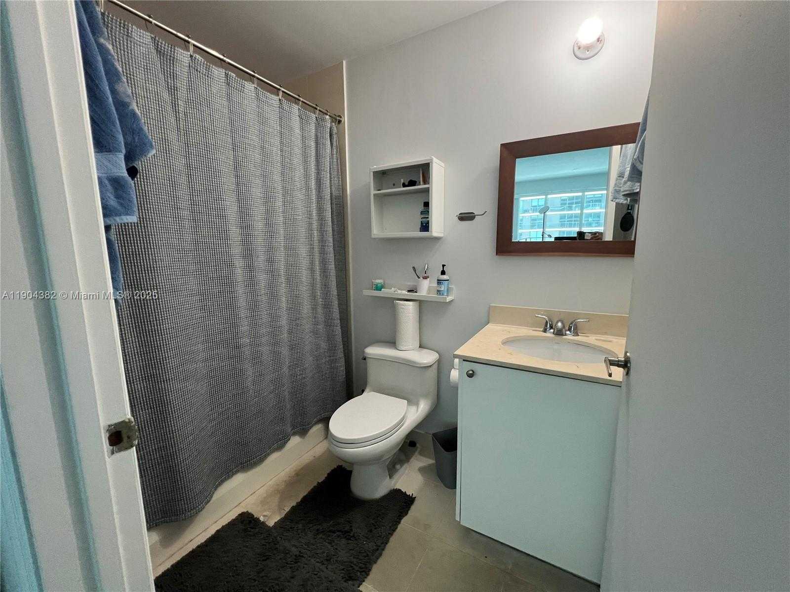 Small Image of 60 SOUTH WEST 13TH ST #1612, Miami Number 5