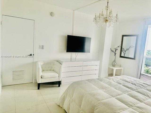 Small Image of 10275 COLLINS AV #514, Bal Harbour Number 14