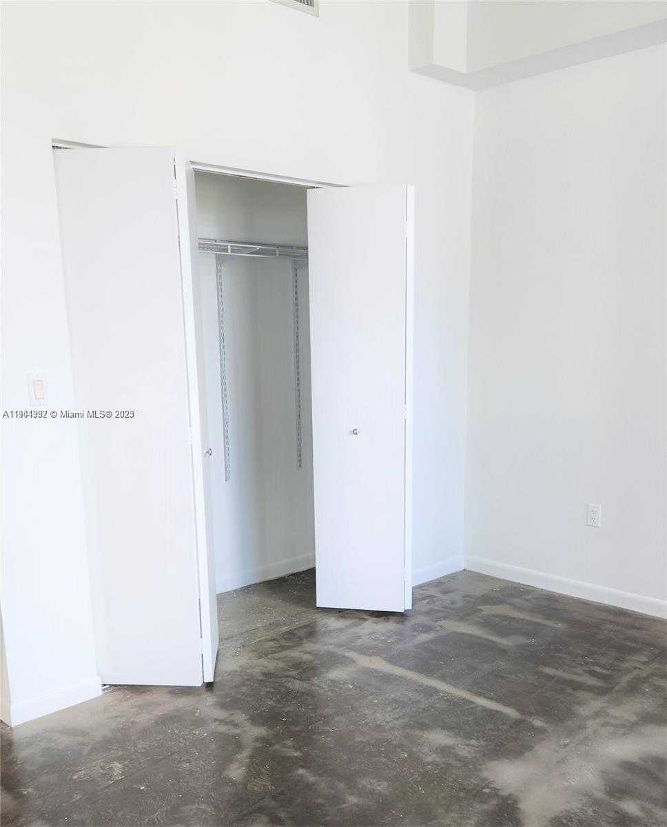 Small Image of 133 NORTH EAST 2ND AVE #2207, Miami Number 6