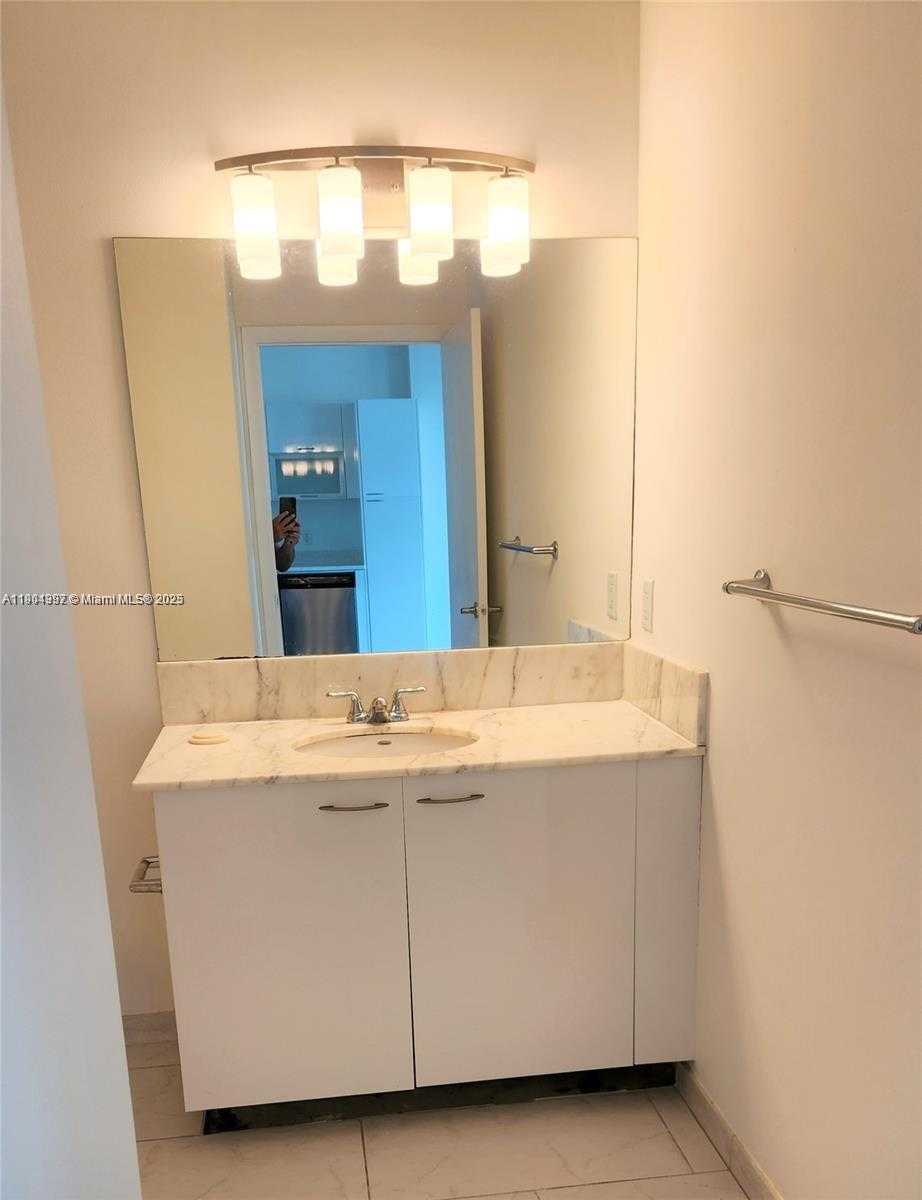 Small Image of 133 NORTH EAST 2ND AVE #2207, Miami Number 7