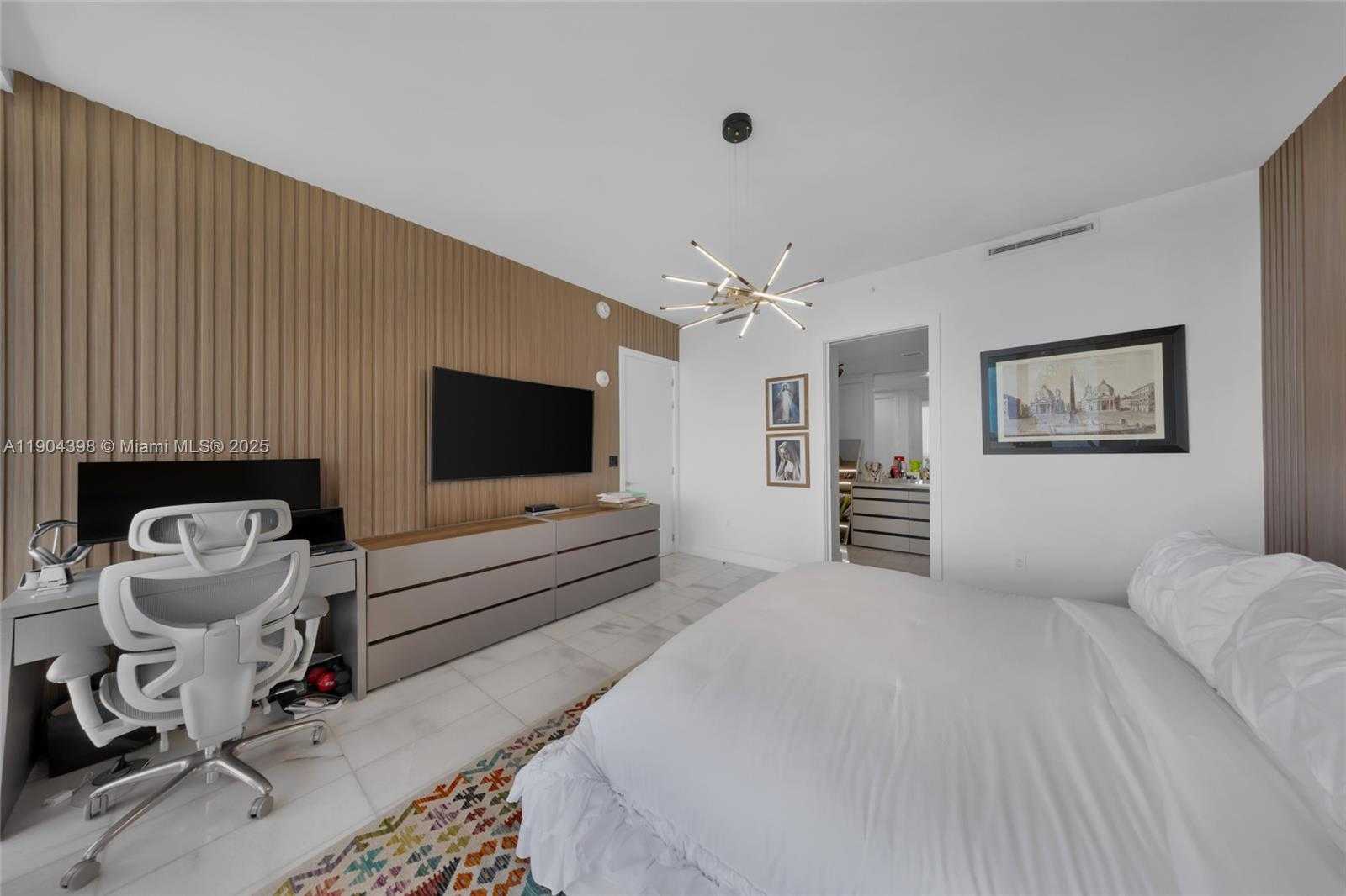 Small Image of 700 NORTH EAST 26TH TER #2202, Miami Number 18