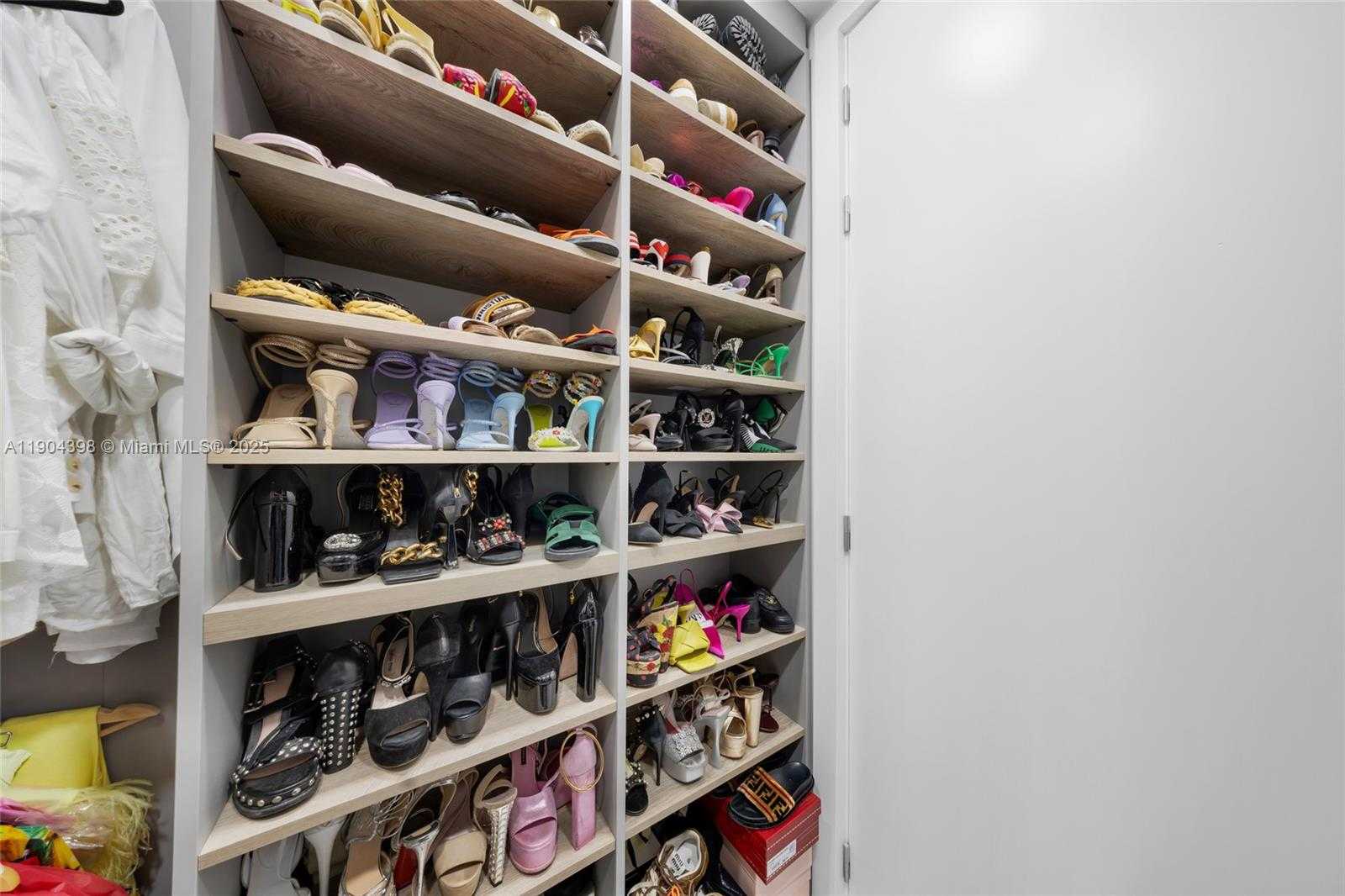 Small Image of 700 NORTH EAST 26TH TER #2202, Miami Number 34