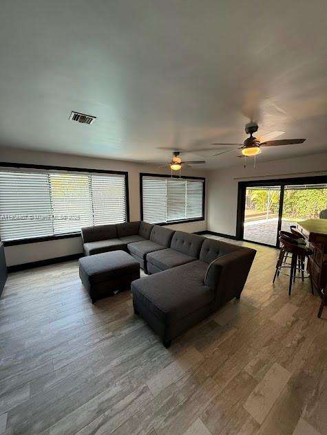 Small Image of 4902 SOUTH WEST 87TH PL, Miami Number 11