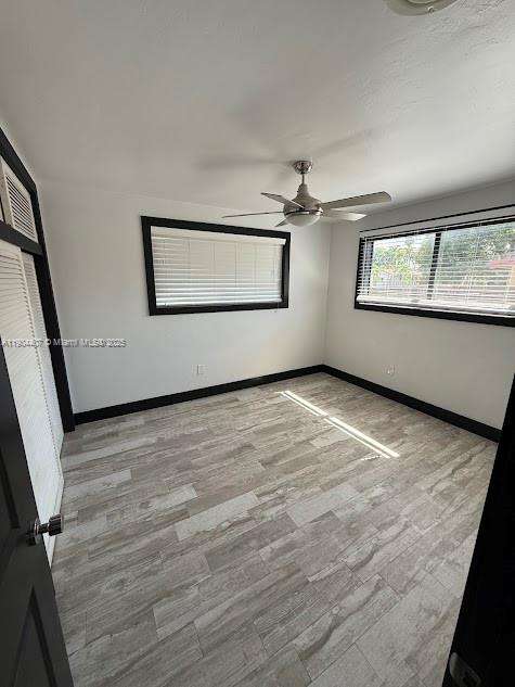 Small Image of 4902 SOUTH WEST 87TH PL, Miami Number 40