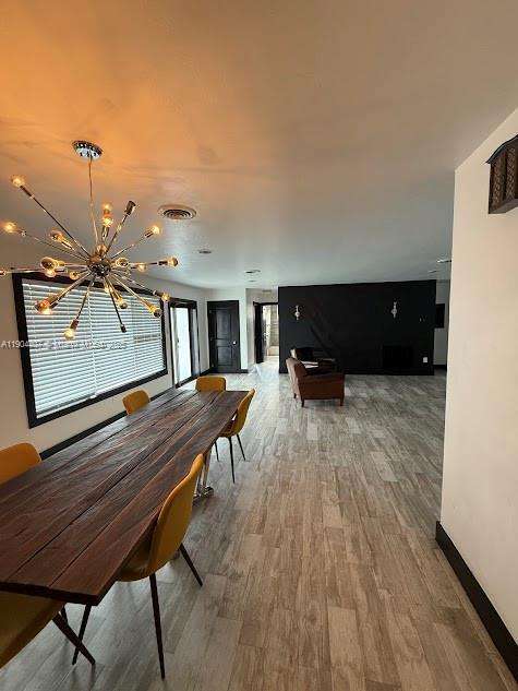 Small Image of 4902 SOUTH WEST 87TH PL, Miami Number 6