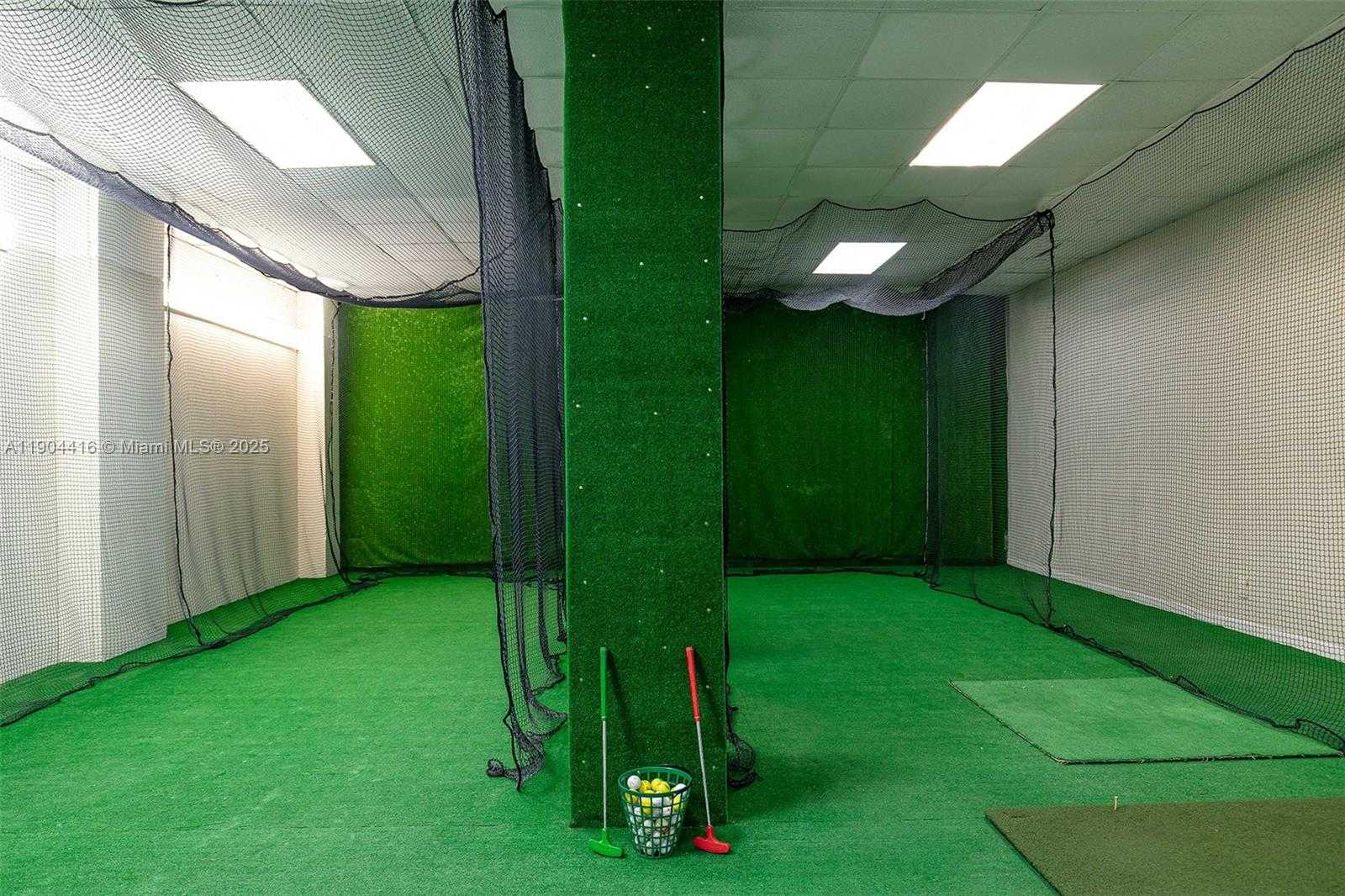 Imagen de Pequeño Objeto