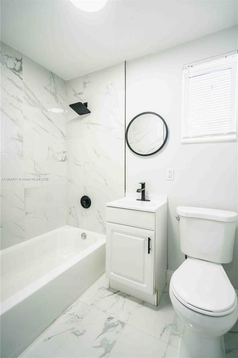 Small Image of 6871 ABBOTT AVE #2, Miami Beach Number 13