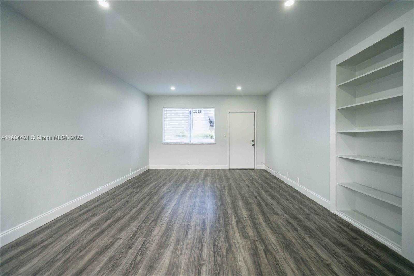 Small Image of 6871 ABBOTT AVE #2, Miami Beach Number 6