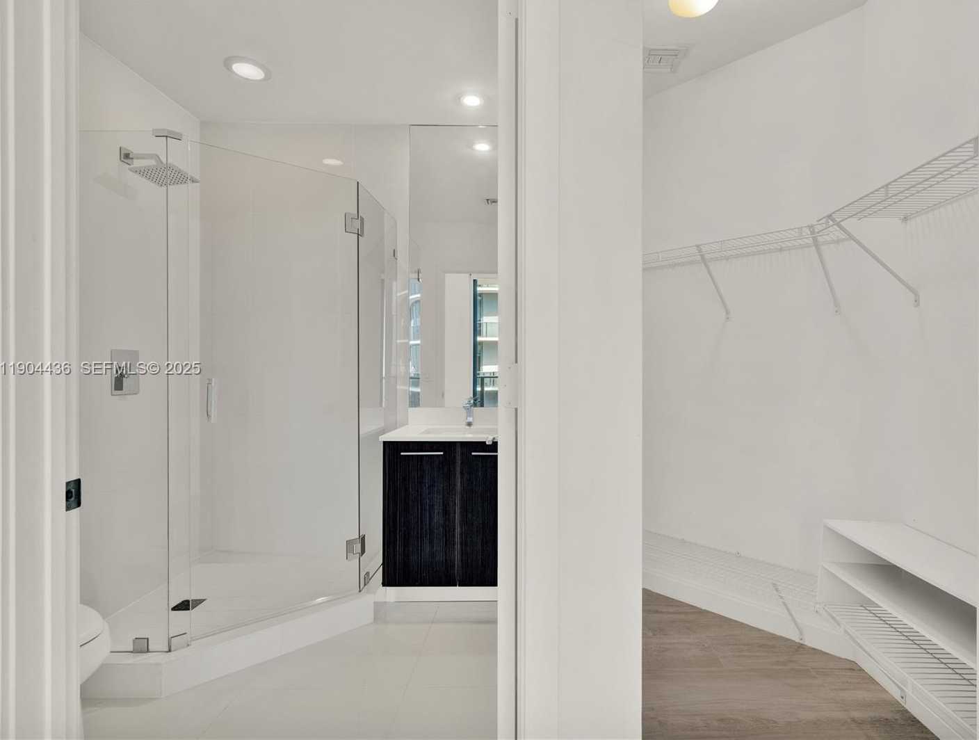 Imagen de Pequeño Objeto