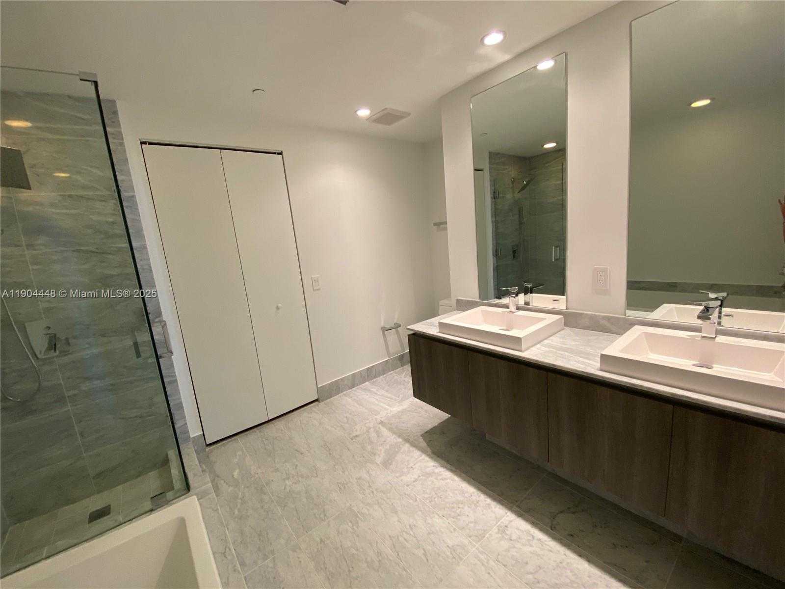 Small Image of 801 SOUTH MIAMI AVE #3410, Miami Number 11