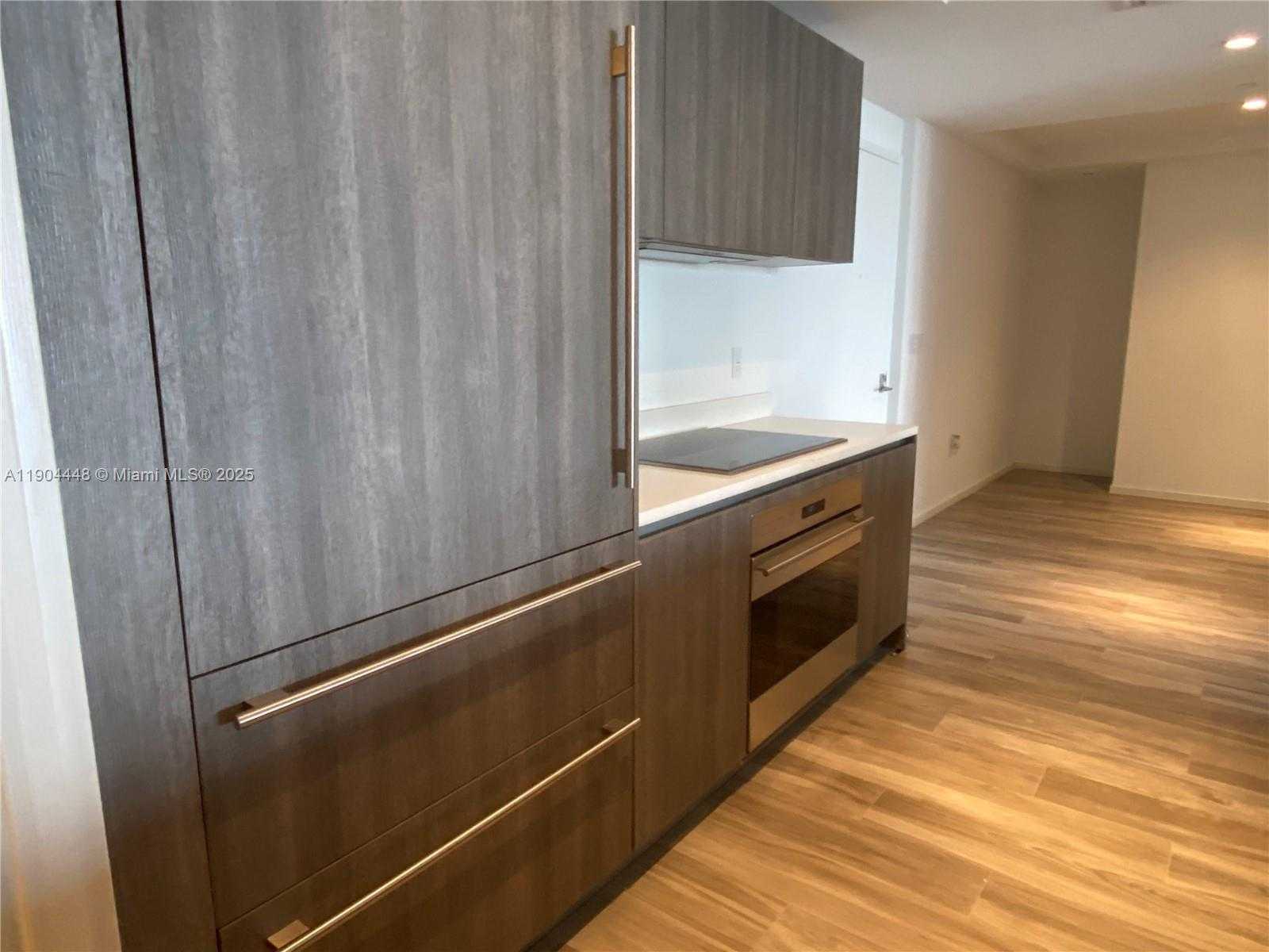 Small Image of 801 SOUTH MIAMI AVE #3410, Miami Number 22