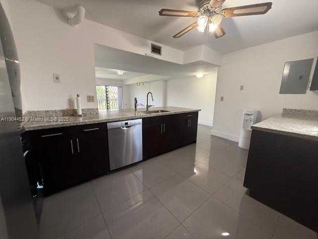 Small Image of 515 WEST PARK DR #2, Miami Number 10