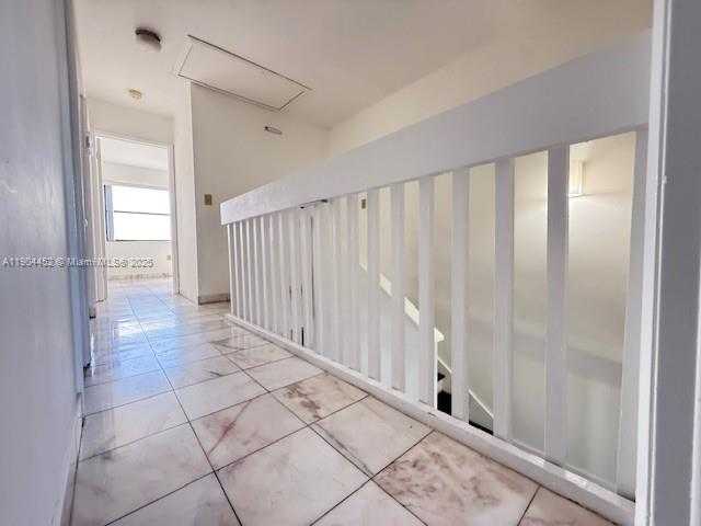 Small Image of 515 WEST PARK DR #2, Miami Number 29